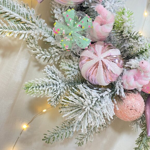 Peppermint Square Pastel Candy Frosted Pine 24" Holiday Christmas Wreath Rare - Picture 11 of 16